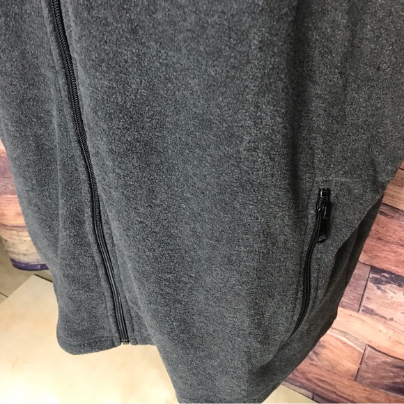 Columbia Gray Vest - Picture 4 of 11